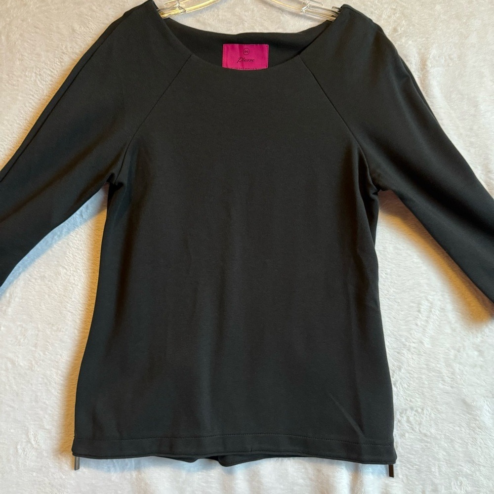Pierre Women's M Black Ponte Knit Top Zipper Detail 3/4 Sleeve Casual Chic - Picture 4 of 14